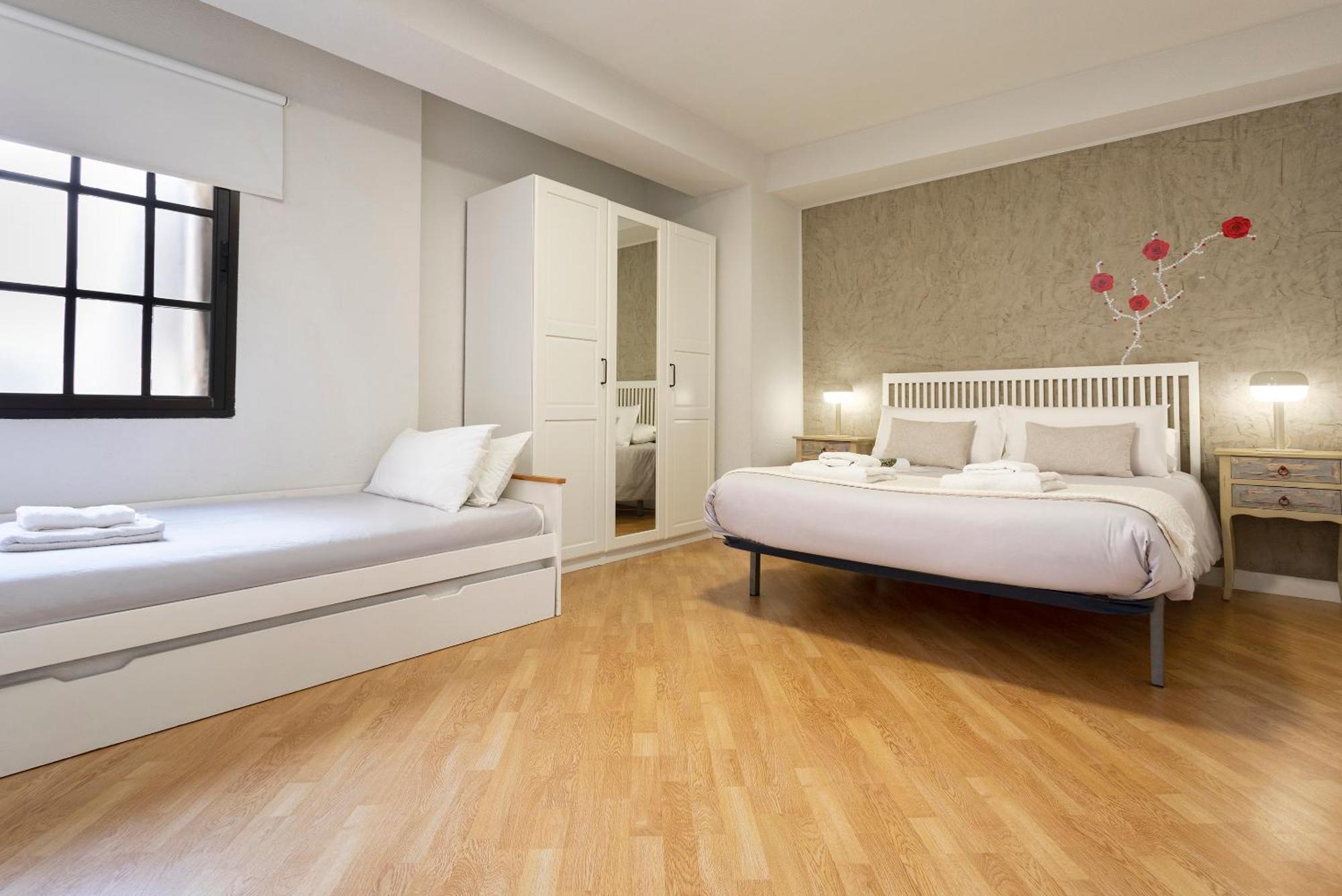 Coqueto Apartamento Junto A Calle Larios By Rent Me Málaga Exterior foto